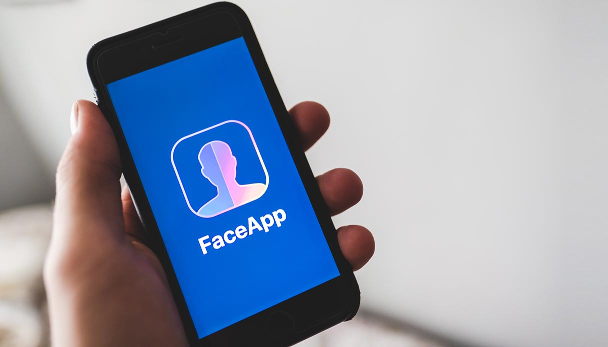 Face app лого