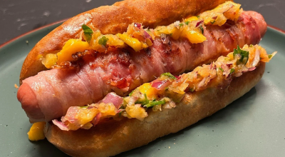 Uno studio rivela che mangiare un solo hot dog potrebbe ridurre la tua vita di oltre 30 minuti