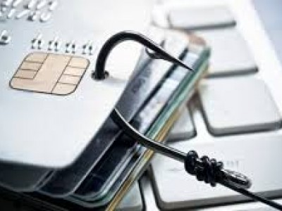 L’allarme della Polizia Postale: “Attenzione!!! Phishing ai danni di istituti bancari”. 