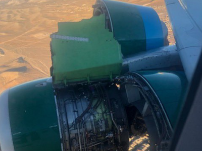 USA, aereo perde il coperchio del motore al decollo.Terrore su un volo della Frontier Airlines