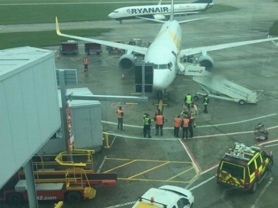 Regno Unito, a Londra Stansted collisione tra due aerei in pista
