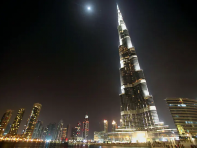 Un asteroide delle dimensioni del Burj Khalifa supererà di poco la Terra ad Halloween