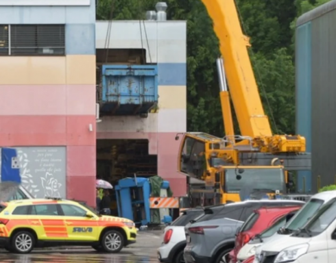 Svizzera: incidenti sul lavoro, operaio frontaliere italiano ferito gravemente dopo essere precipitato da un’altezza di 6 metri
