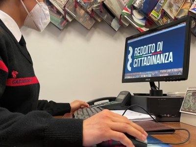 Reddito di cittadinanza, nuovo orientamento della Cassazione: reclusione per falsi requisiti