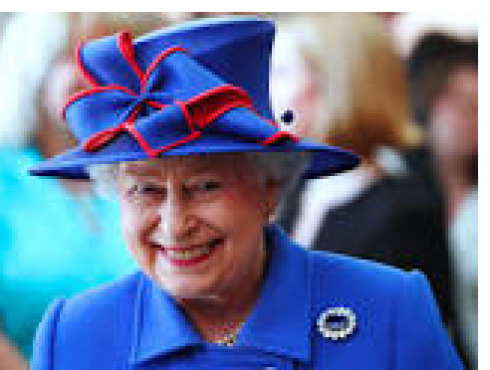 La regina Elisabetta II è positiva al coronavirus. Lo ha comunicato Buckingham Palace: “La sovrana ha sintomi lievi”