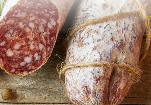 Rischio Salmonella, richiamati due lotti di baguette di salame