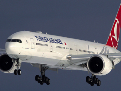 Altre turbolenze nei cieli: danno spinale per l’assistente di volo della Turkish Airlines